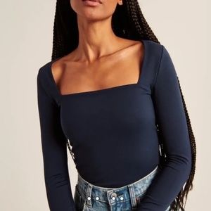 NWT! Abercrombie & Fitch Long Sleeve Seamless Fabric Squareneck Top Navy Blue